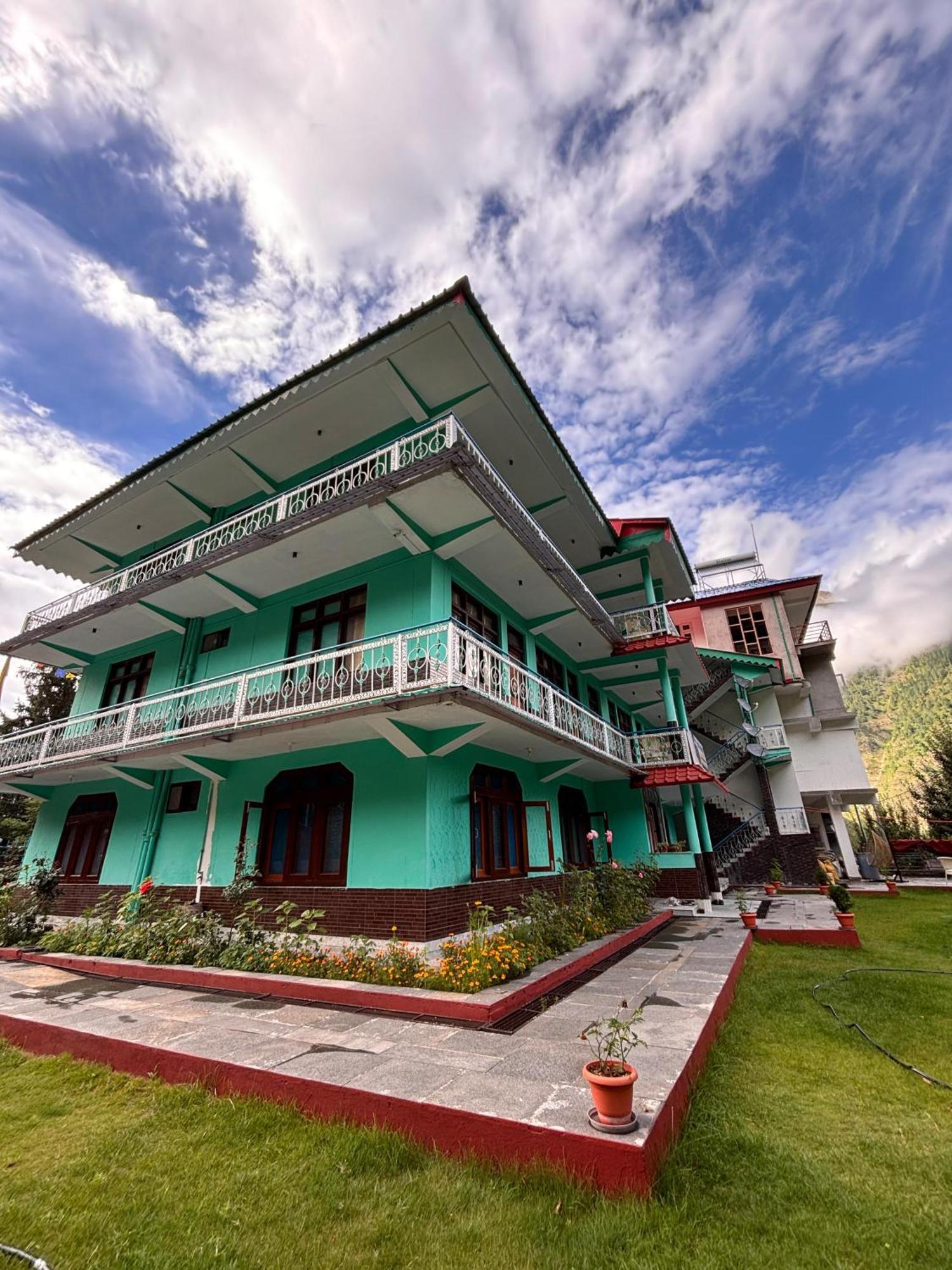 Hotel Geetanjali Sāngla Exterior foto