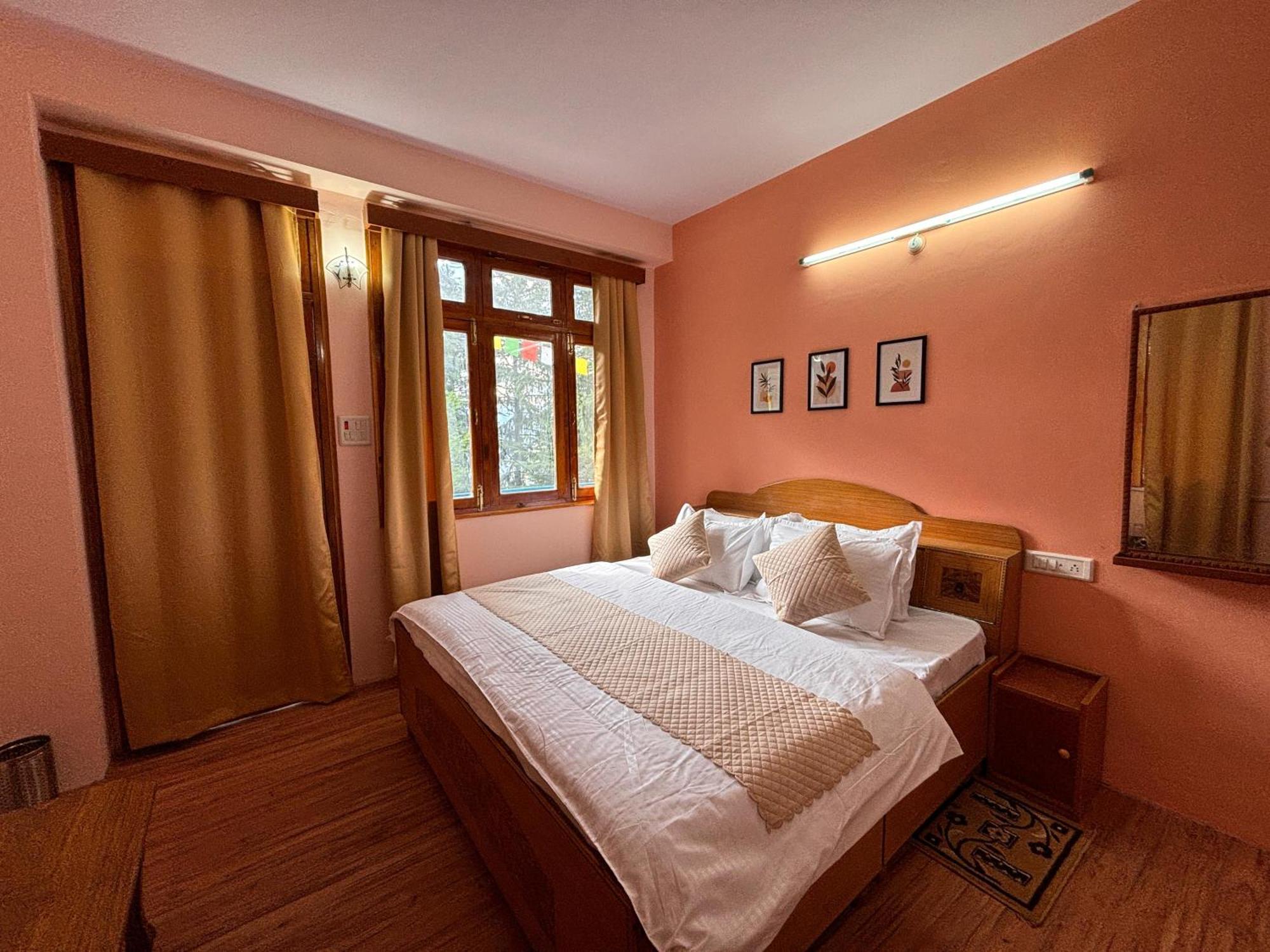 Hotel Geetanjali Sāngla Exterior foto